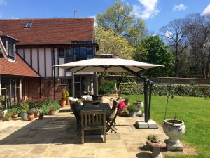 Side Arm Cantilever Garden Umbrella
